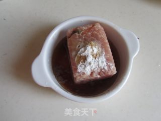 青蒜肉丝炒年糕的做法步骤：3