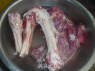 羊肉汤的做法步骤：1
