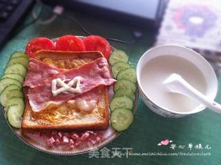创意早餐---培根煎蛋的做法步骤：17