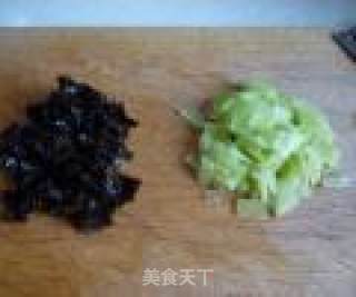 鱼香小炒肉的做法步骤：3