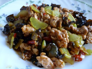 鱼香小炒肉的做法步骤：9
