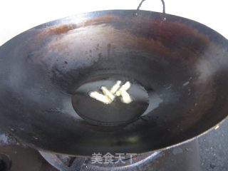 香菇烧鸡公的做法步骤：4