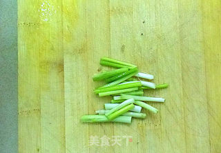 啤酒鸡的做法步骤：1
