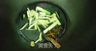 啤酒鸡的做法步骤：3