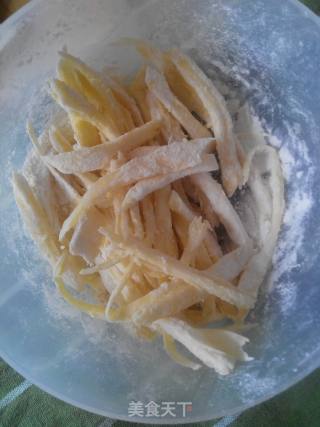 香炸杏鲍菇的做法步骤：3