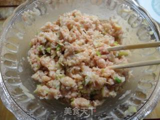 酸菜饺子的做法步骤：3