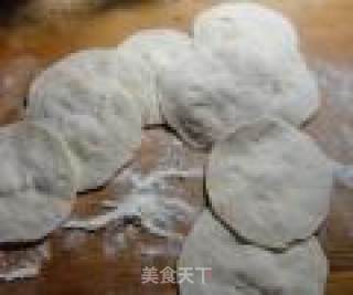 韭菜虾皮包子的做法步骤：12
