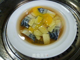 鸡蛋蒸咸鱼的做法步骤：7