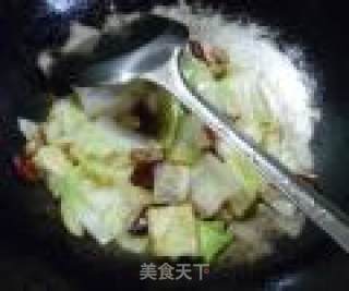 花生米炒圆白菜的做法步骤：10