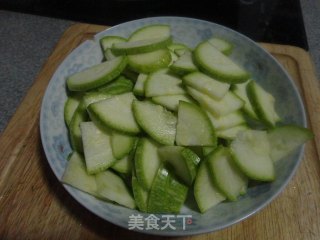 海米炒角瓜的做法步骤：3