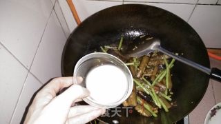 黑茄炒豆角的做法步骤：12