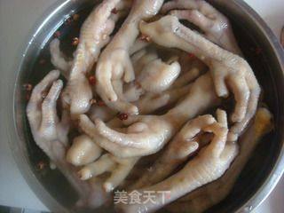 泡椒凤爪的做法步骤：5