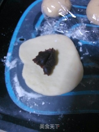 花样豆沙包的做法步骤：5