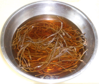干豇豆炖腊猪蹄的做法步骤：1