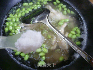 毛豆凤爪汤的做法步骤：7