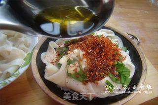 陕西“油泼扯面”的做法步骤：10