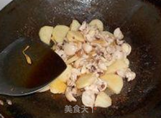 墨鱼籽烧土豆的做法步骤：9