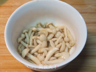 白玉菇蛋炒饭的做法步骤：6