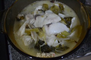 【酸菜鱼】的做法步骤：3
