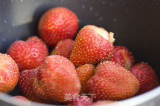 自制草莓果酱的做法步骤：2