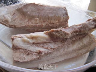 四川回锅肉的做法步骤：1