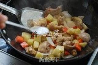 【大黄鸭黄金咖喱饭】的做法步骤：9
