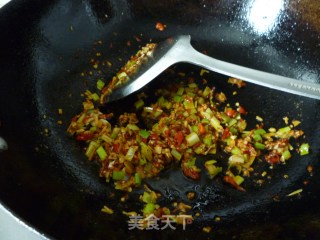 鱼香肉丝的做法步骤：7