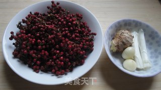 自制花椒油的做法步骤：1