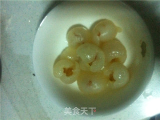 荔枝香酥凤尾虾的做法步骤：2