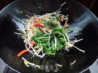 豆芽炒菠菜的做法步骤：5