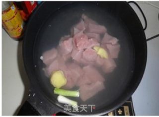 宝宝喜欢的无添加美味肉松轻松做——芝麻肉松的做法步骤：2