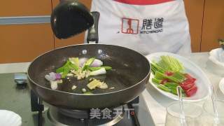 铁板牛肉的做法步骤：3