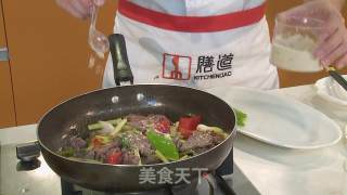 铁板牛肉的做法步骤：4