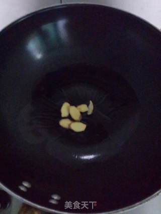 老干妈炒鸡的做法步骤：3