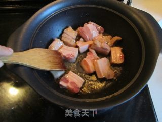 香干烧肉的做法步骤：3