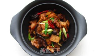 香干烧肉的做法步骤：11
