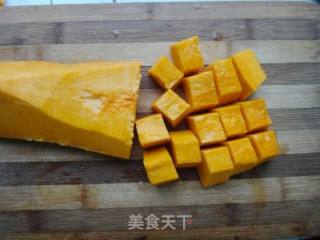 吃水果一样吃南瓜——杏仁南瓜的做法步骤：1