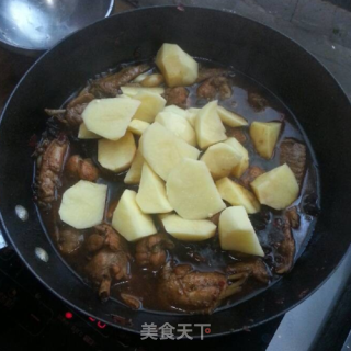 土豆炖鸡的做法步骤：6