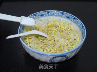 【炝拌黑豆芽】的做法步骤：8