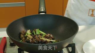 豆豉香焗黄鳝的做法步骤：3