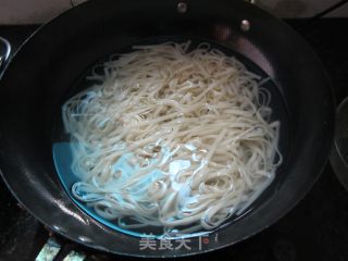 蔬菜炒面的做法步骤：2