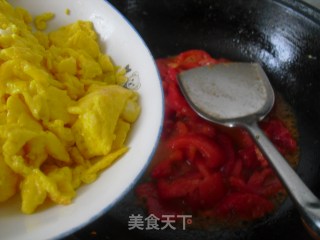 西红柿炒鸡蛋的做法步骤：7
