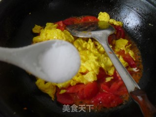 西红柿炒鸡蛋的做法步骤：8