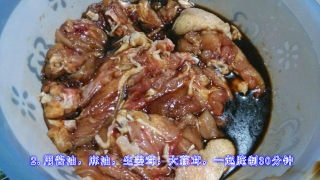 香煎鸡腿扒的做法步骤：2