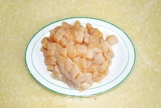 宝宝的最爱-----五彩鸡丁的做法步骤：3