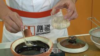 鱼露煲小河虾的做法步骤：3