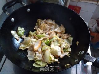 素炒包菜的做法步骤：4