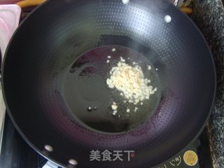 豆豉鲮鱼炒苦瓜的做法步骤：6