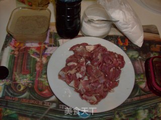 牙签羊肉的做法步骤：1