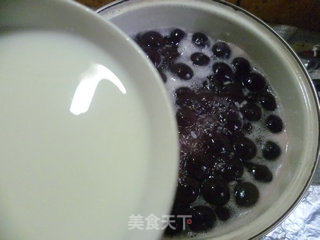 酒酿黑米圆子羹的做法步骤：10